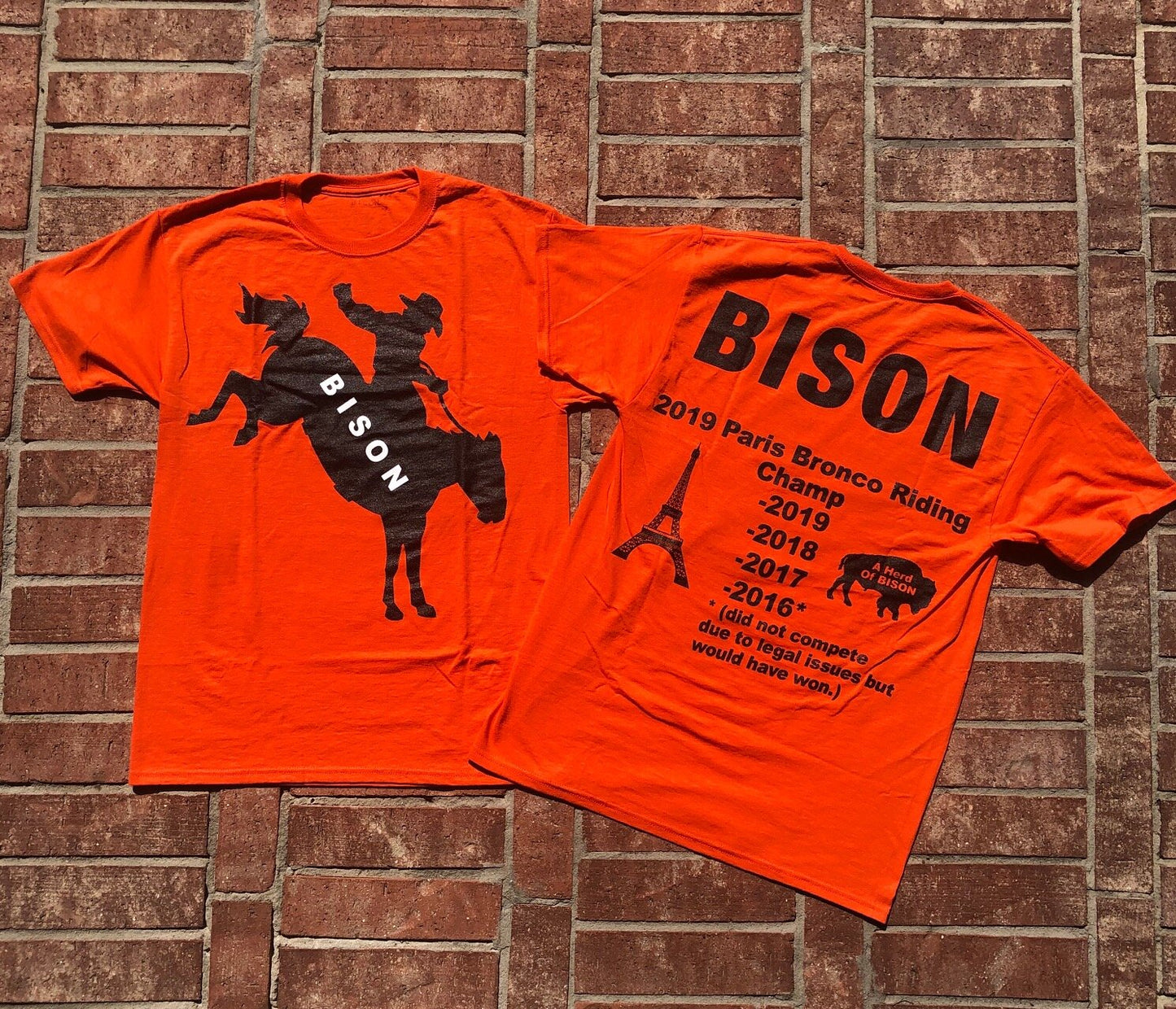 BISON Paris Bronco Riding Champ Tee & Bandana Set