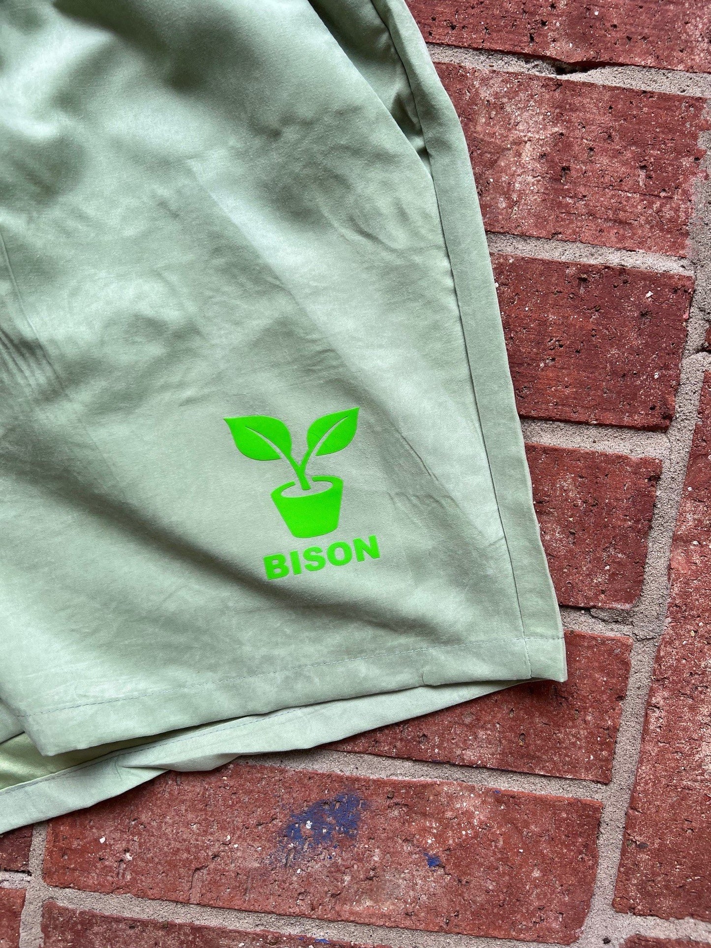 BISON Reflective Plant Shorts